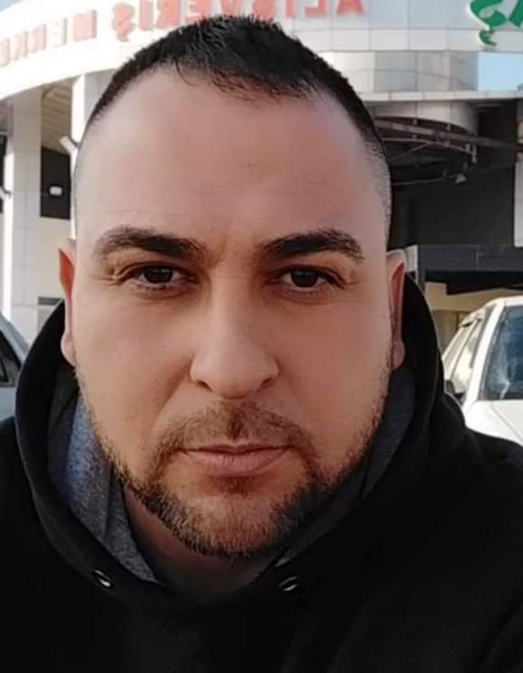 Eski eşini, takıların paylaşımı tartışmasında bıçakla yaraladı