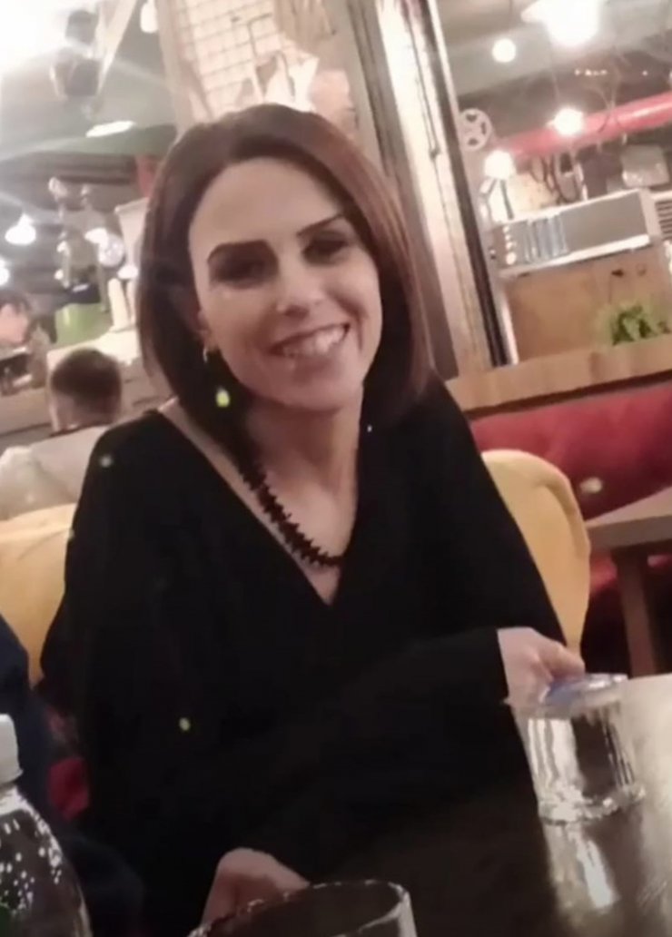 Eski eşini, takıların paylaşımı tartışmasında bıçakla yaraladı