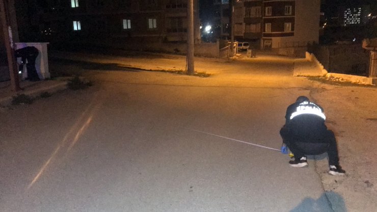 Magandalar çocuk parkına ateş açtı: 10 yaşındaki Ali Mert yaralandı