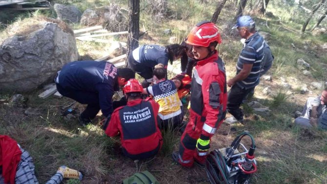 Trafik kazası: 1 ölü, 3 yaralı
