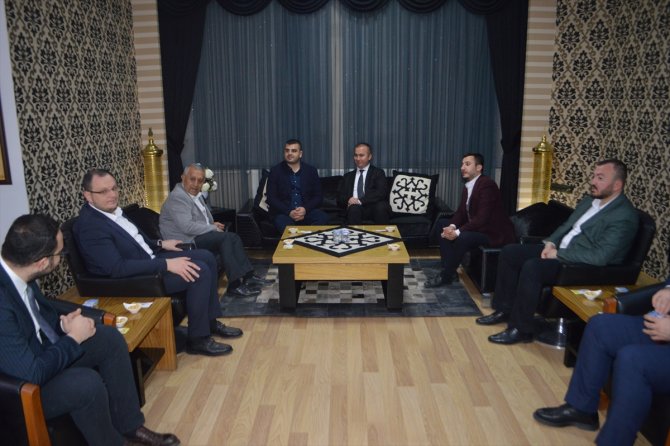 AK Parti Gençlik Kolları Genel Başkanı İnan, gençlerle buluştu: