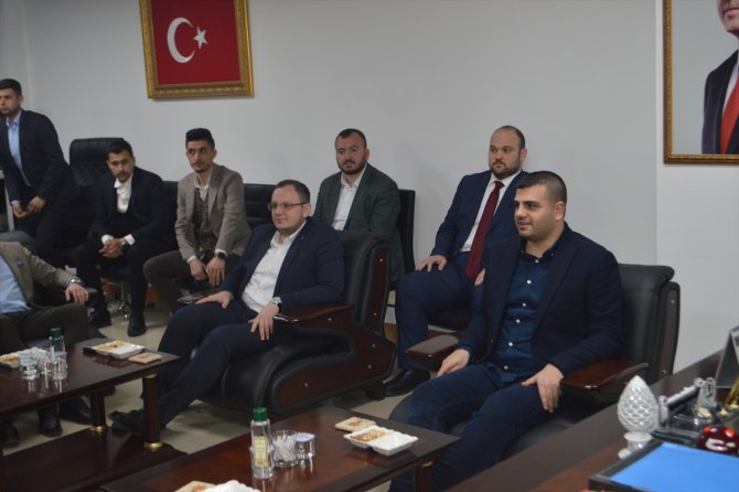 AK Parti Gençlik Kolları Genel Başkanı İnan, gençlerle buluştu: