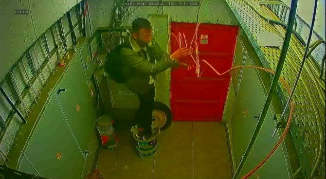 Akıl almaz olay: Elektrik kesildi sandılar, gerçeği görünce şoke oldular