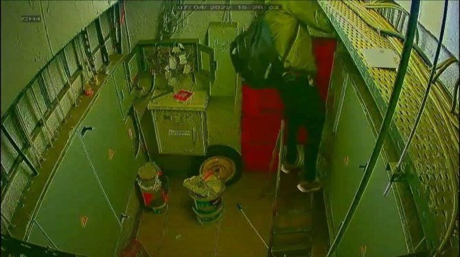 Akıl almaz olay: Elektrik kesildi sandılar, gerçeği görünce şoke oldular