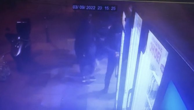 Arkadaşını dövenleri silahla vurarak yaraladı