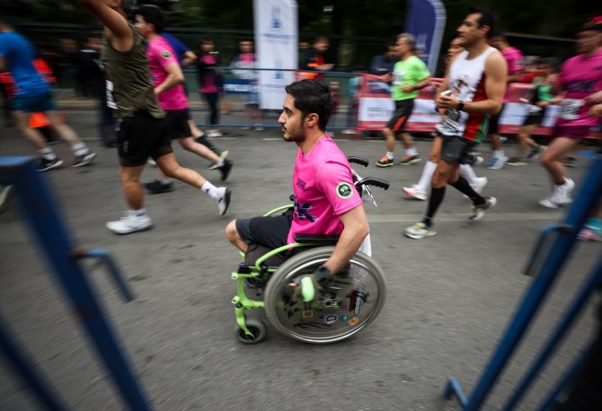 3. Uluslararası İzmir Maratonu koşuldu