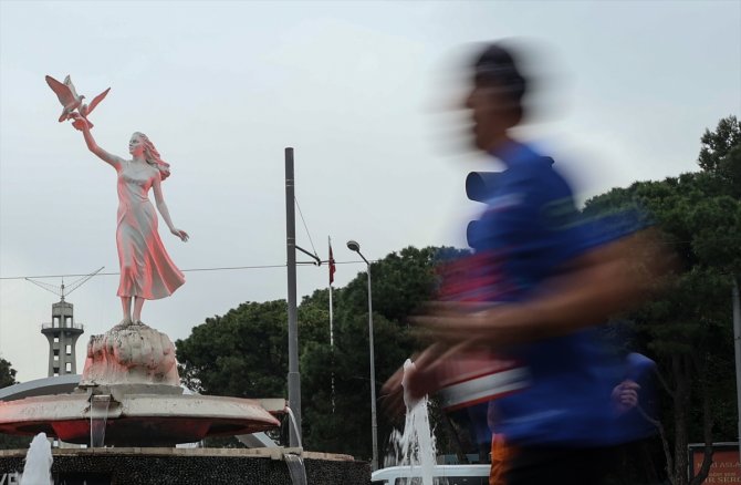 3. Uluslararası İzmir Maratonu koşuldu