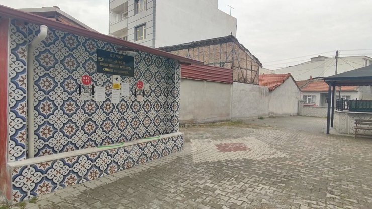 Caminin muslukları sahur vakti çalındı