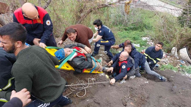 Çöp toplarken uçuruma yuvarlandı