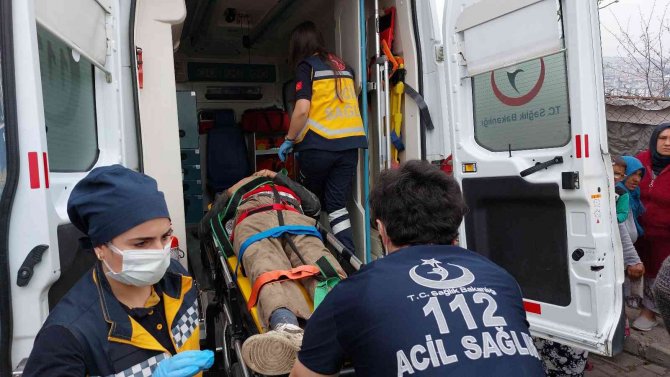 Çöp toplarken uçuruma yuvarlandı