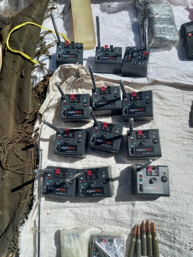 Eren Kış-34 operasyonunda çok sayıda patlayıcı ele geçirildi