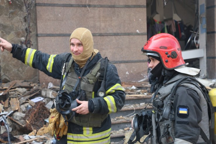 Harkiv’de bombardıman: 1 ölü, 18 yaralı