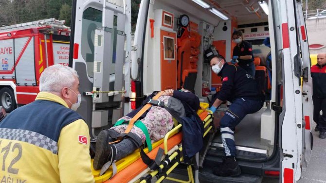 İftara giderken kaza yaptılar: 2 yaralı