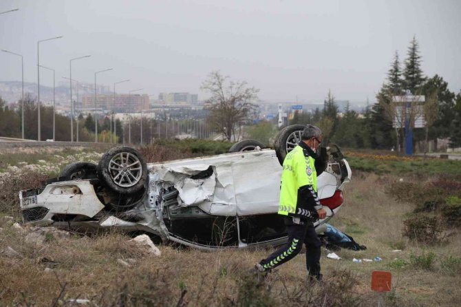 Karayolunda kontrolden çıkan otomobil takla attı: 6 yaralı