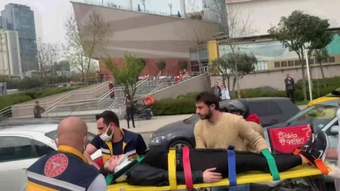 Otobüs yolcu dolu minibüse çarptı: 1 yaralı