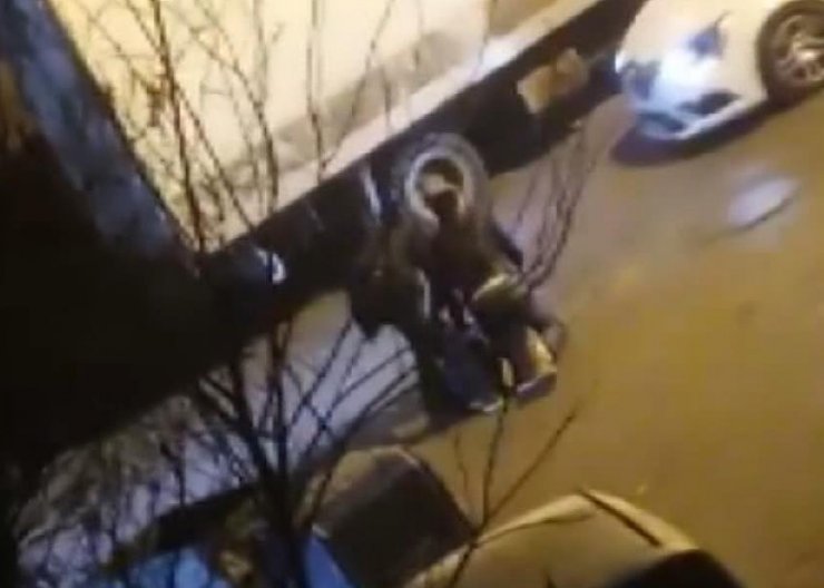 Otomobil yayalara çarptı: 1 ölü, 1 yaralı 