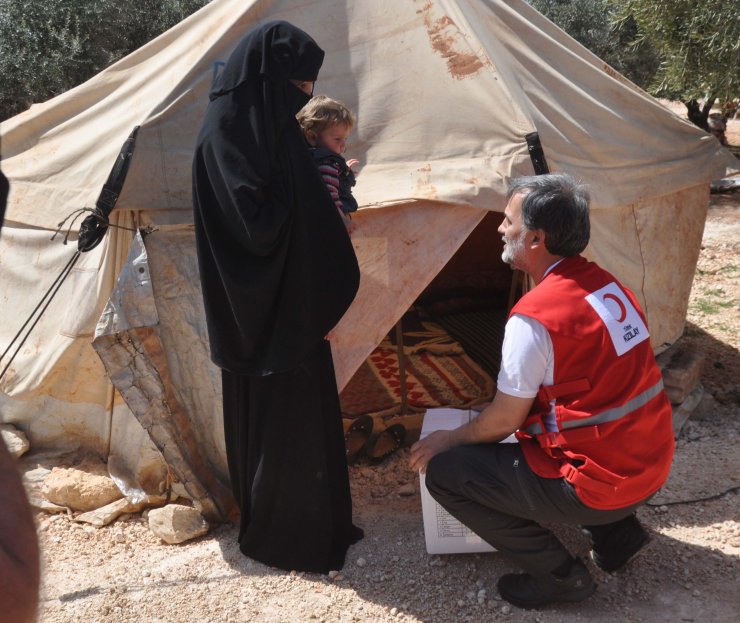 Türk Kızılay, Dünya Yetimler Günü'nde Suriye’deki yetimleri sevindirdi