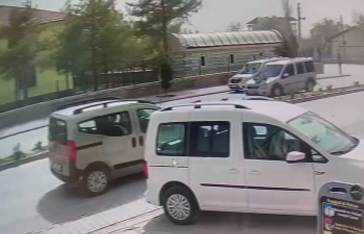 9 yaşındaki Adalet'in yaralandığı kaza kamerada