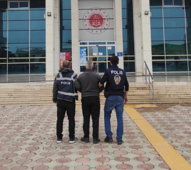 Durdurulan araçtan 10 kilo 500 gram esrar çıktı