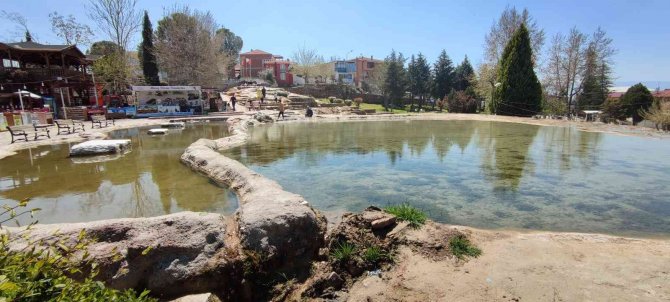 Turizmci umudunu sağlık turizmine bağladı