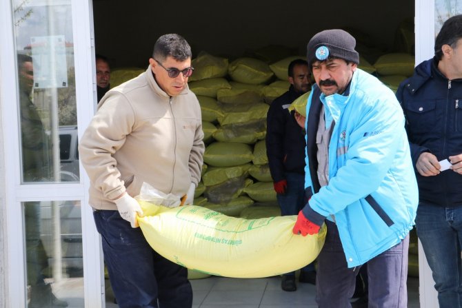 Üreticilere gübre desteği yüzleri güldürdü