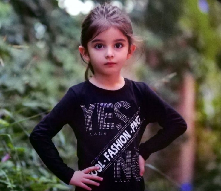 Anne dehşeti; kızını kalbinden bıçakladı