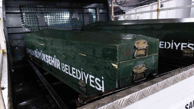 Kanser hastası kadın, babasını öldürdü