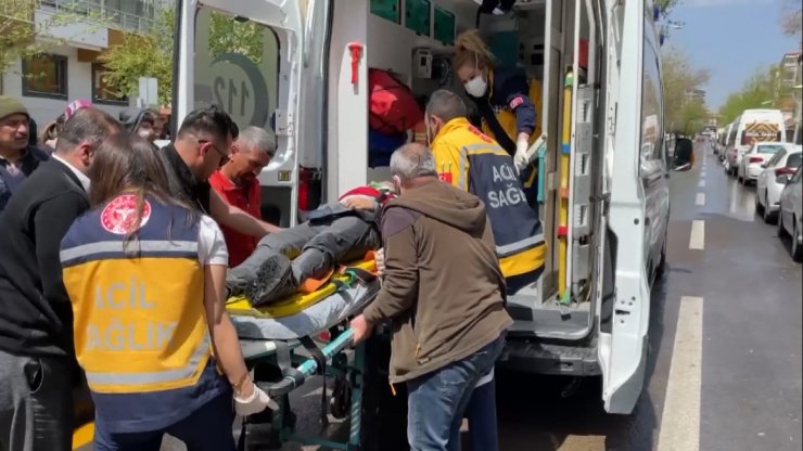 Otomobilin çarptığı 12 yaşındaki Buğra ağır yaralı