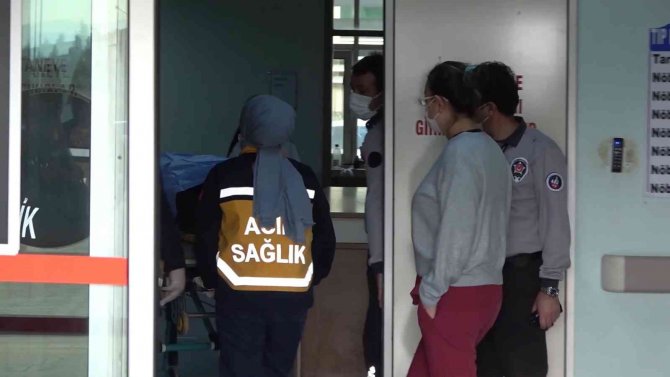 Otomobilin çarptığı 12 yaşındaki çocuk ağır yaralandı