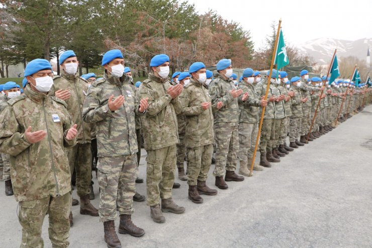 Şehit üsteğmen için Hakkari'de uğurlama töreni düzenlendi