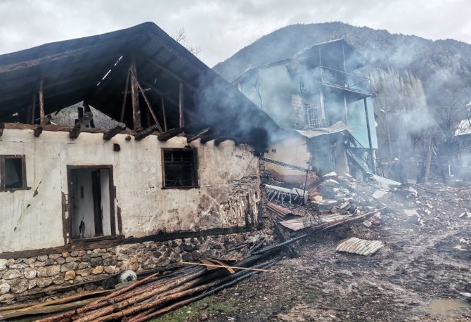 Yangında korkunç bilanço sabah saatlerinde ortaya çıktı