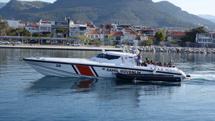 57 kaçak göçmen kurtarıldı