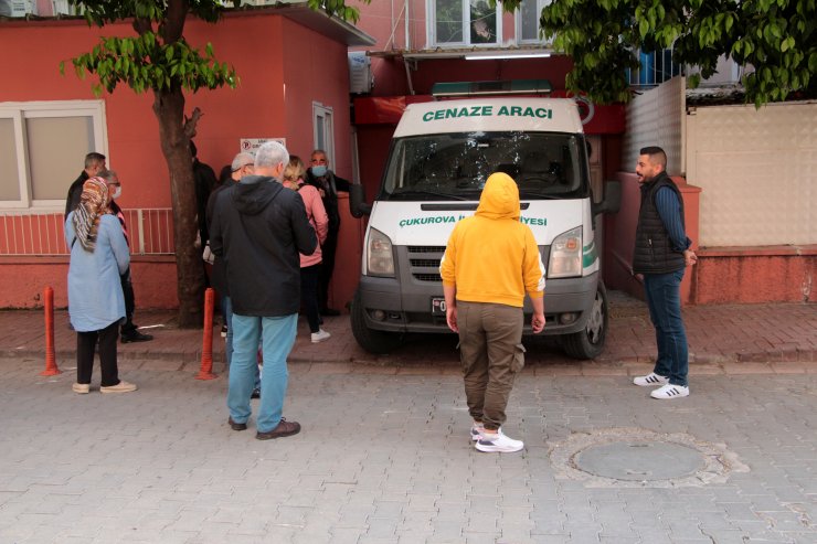 Annesinin öldürdüğü Elif, toprağa verildi
