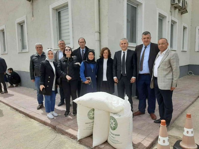 Arıcılara 135 ton kristal şeker dağıtıldı