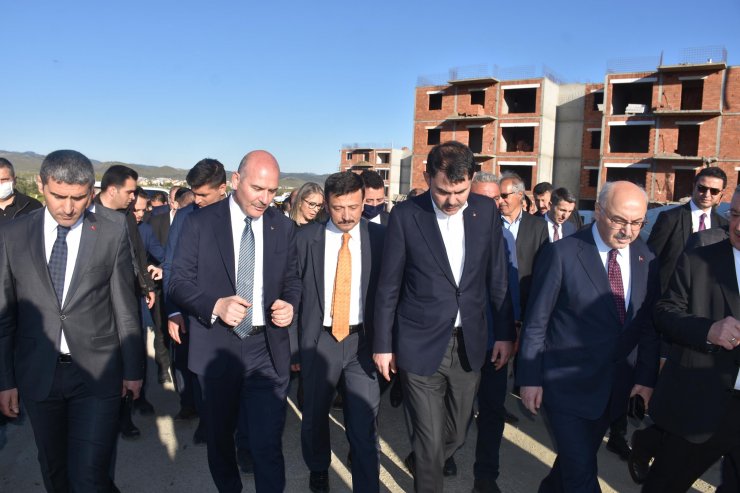 Bakan Kurum: İzmir'de 13 bin 500 konut inşa edildi