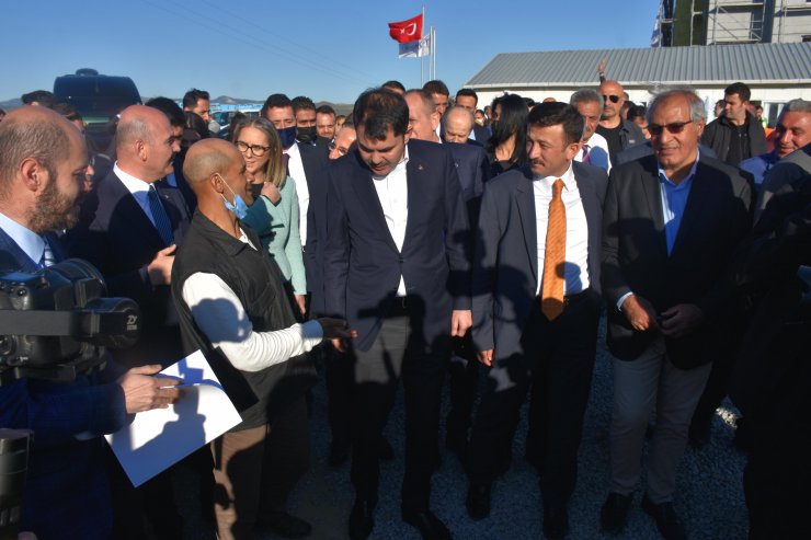 Bakan Kurum: İzmir'de 13 bin 500 konut inşa edildi