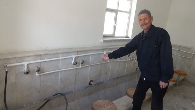 Konya'da caminin muslukları çalındı