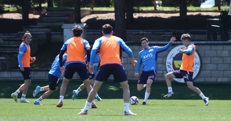 Fenerbahçe, Rizespor maçının hazırlıklarını sürdürdü