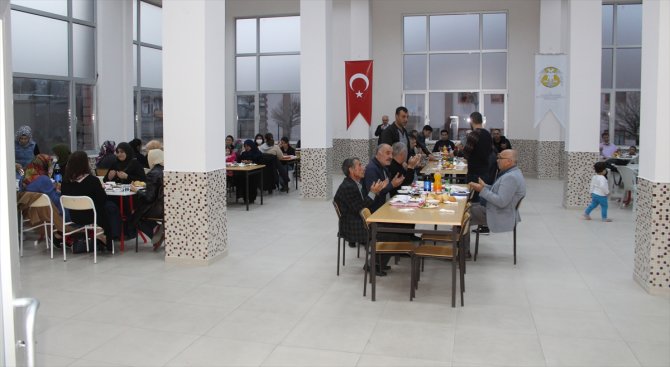 Yunak Meslek Yüksekokulunda iftar programı düzenlendi