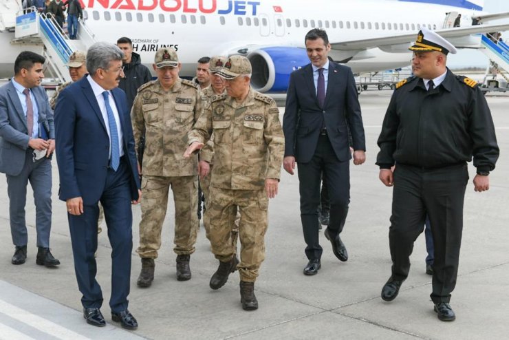 Jandarma Genel Komutanı Orgeneral Çetin Van'da