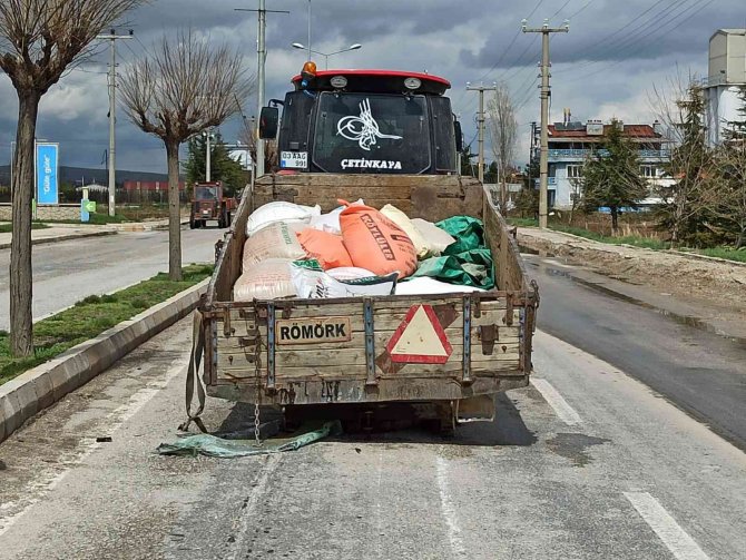 Kazada otomobil hurdaya döndü