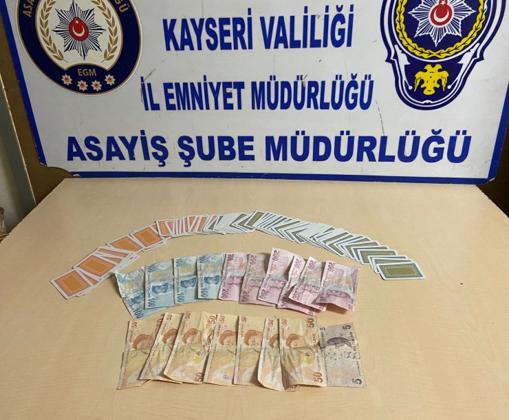 Kumar oynayan 23 kişiye 41 bin TL ceza