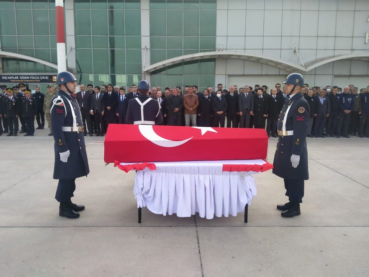 Şehit Cengiz Yiğit memleketi Ağrı'da son yolculuğuna uğurlandı