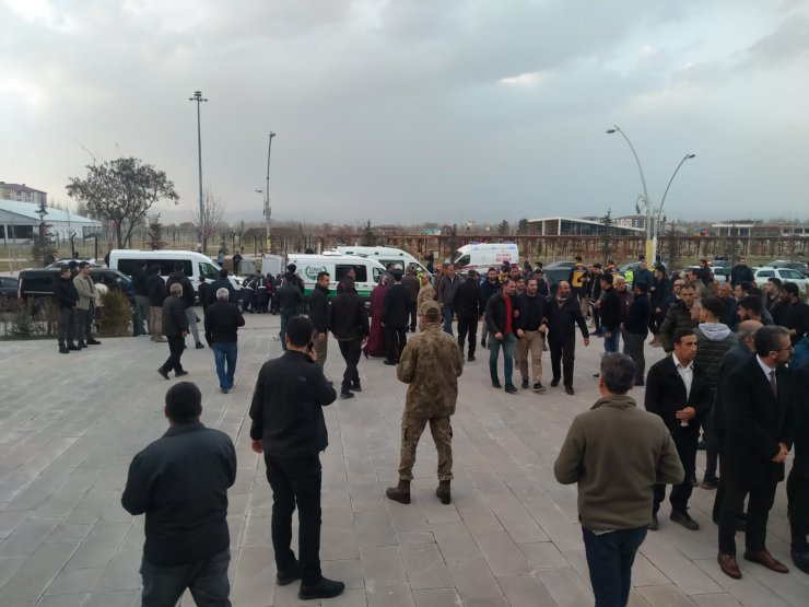 Şehit Cengiz Yiğit memleketi Ağrı'da son yolculuğuna uğurlandı