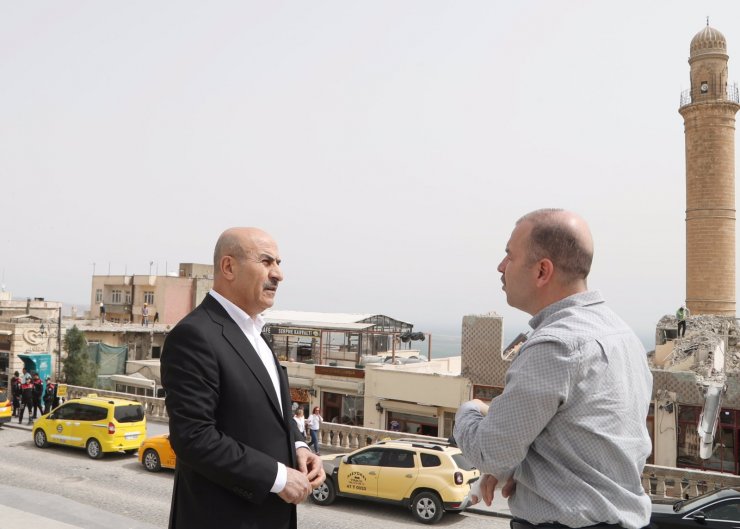 Silüeti bozan 240 yapıdan 90'ı yıkıldı