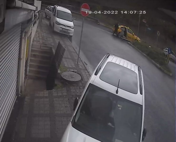 Taksici dehşetinin görüntüleri ortaya çıktı