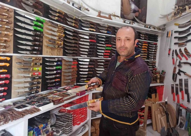 Üç kuşaktır geçimlerini bıçakçılıkla sağlıyorlar