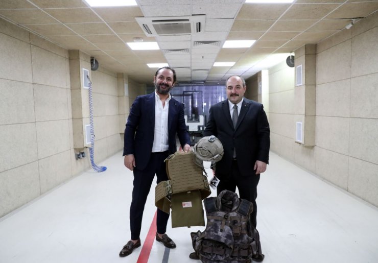 Zelenski ile ekibinin balistik korumalı kask ve yeleği Yozgat'tan