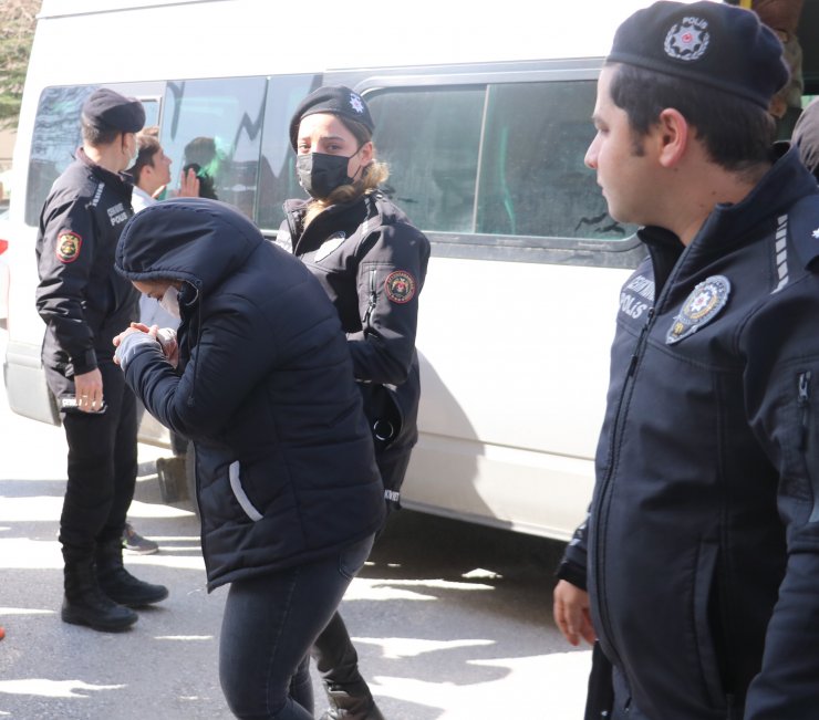 1,2 milyon liralık esnaf dolandırıcılığının şüphelileri adliyede