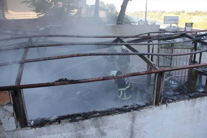 Geri dönüşüm tesisi deposunda yangın çıktı